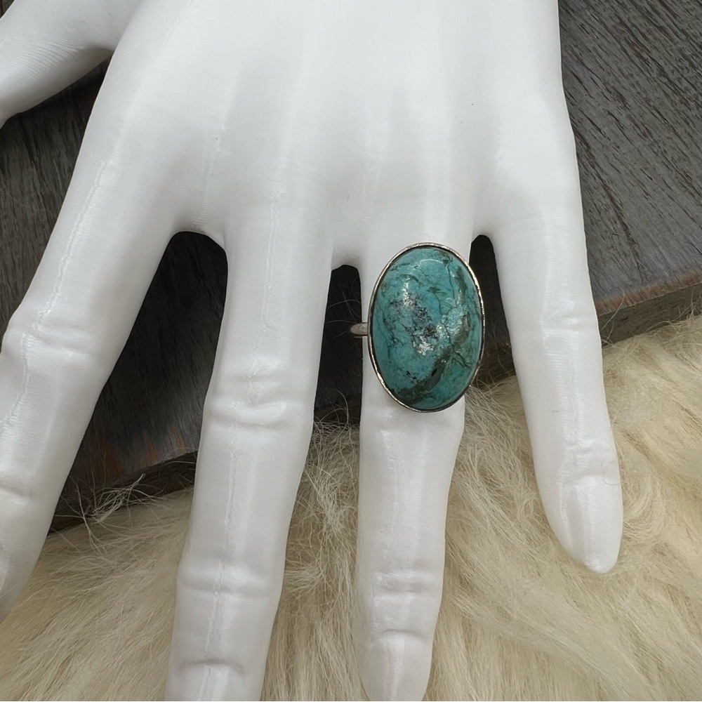Vintage Turquoise Oval and Sterling Silver Stamped Ring